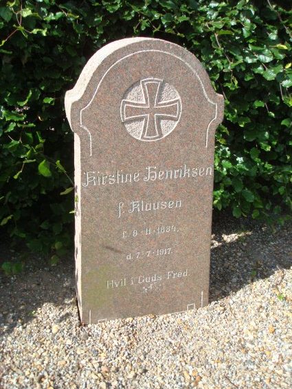 Billede af gravsten på Vejerslev Kirkegård